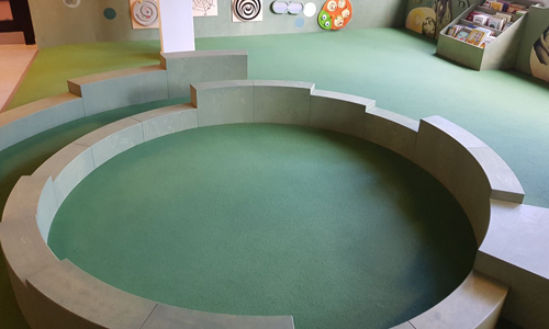 Polyplay_faldunderlag_gummiasfalt_koebenhavns_hovedbibliotek.jpg?ts=1760015830