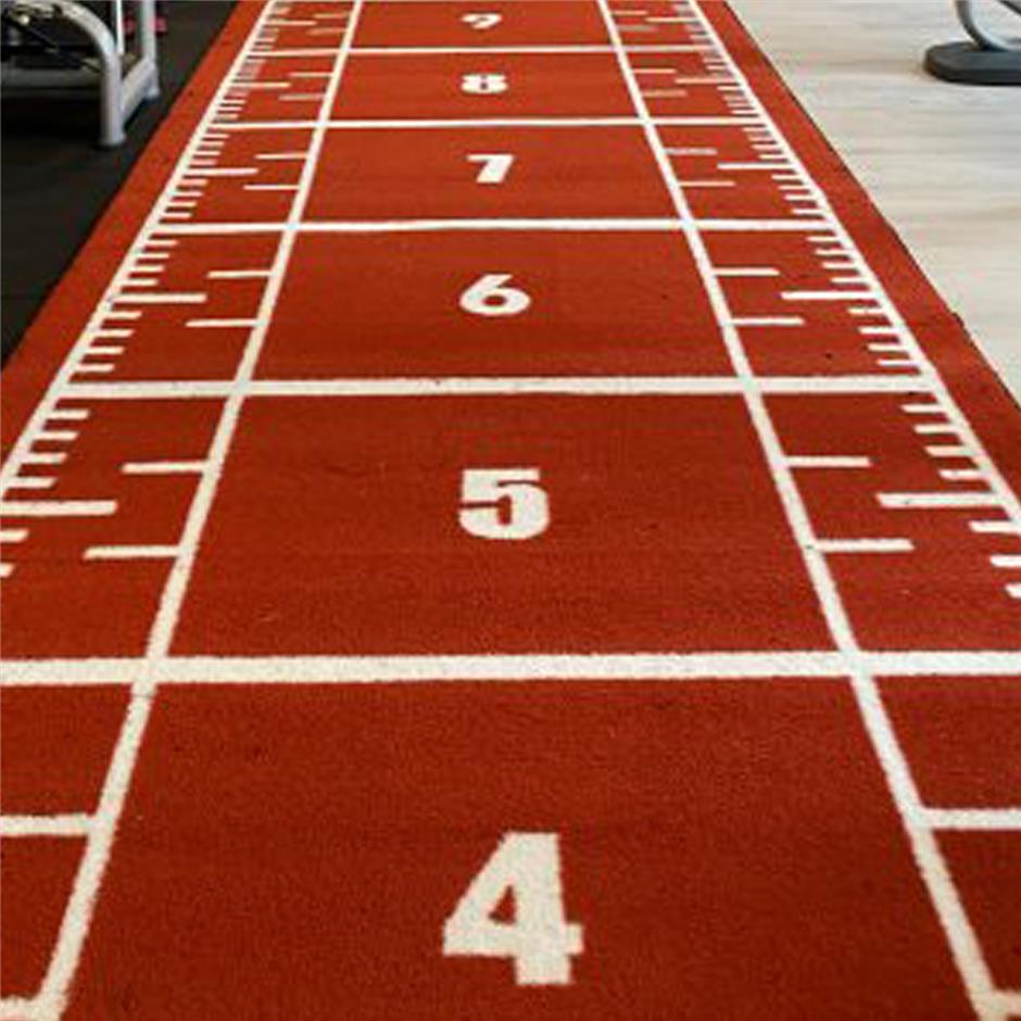 ErgoGrass Prowler Sled Track, Jason Type A, 15 mm, 2x21 m, rød med tuftet/vævet design i hvid farve