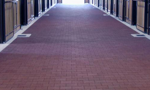 ergopave_h_link_equine_heststald_gummifliser.jpg?ts=1760015934