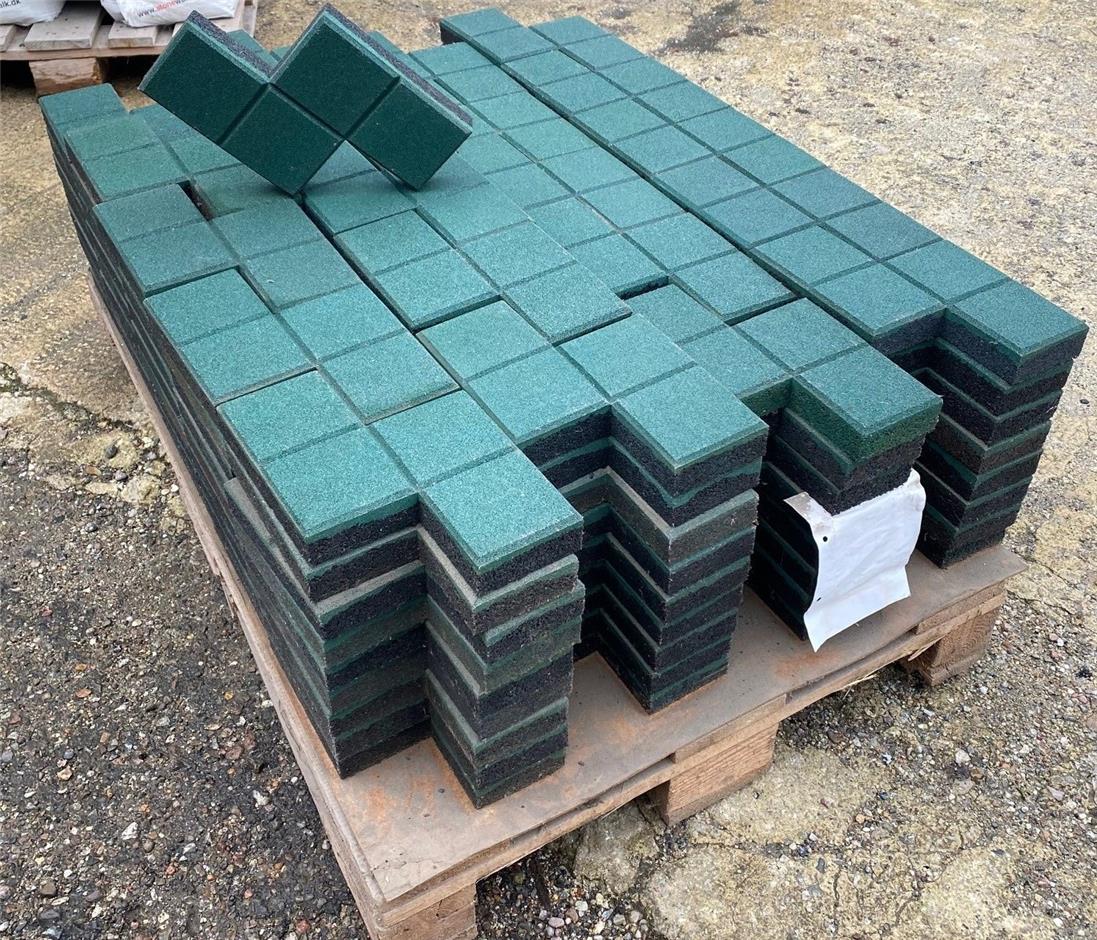 Restparti, 6,8 m2 (170 stk.) ErgoPave S-Link 300x200x40 mm gummifliser, C1-grøn