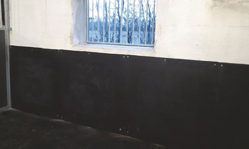 Sparkeplader - VÃ¦gbeklÃ¦dning i hesteboks