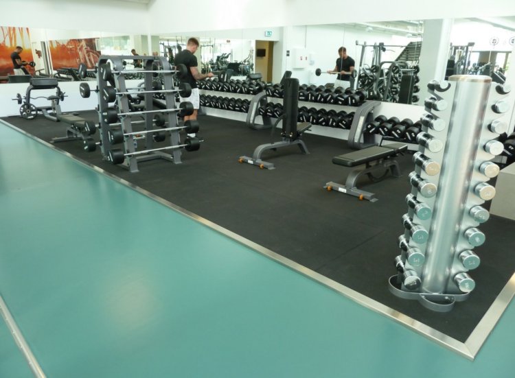 fitnessdk_sats_gym_amager_strandvej_crossfit_flooring_functional_training_rubber_tiles_p1020123.jpg?ts=1777013039