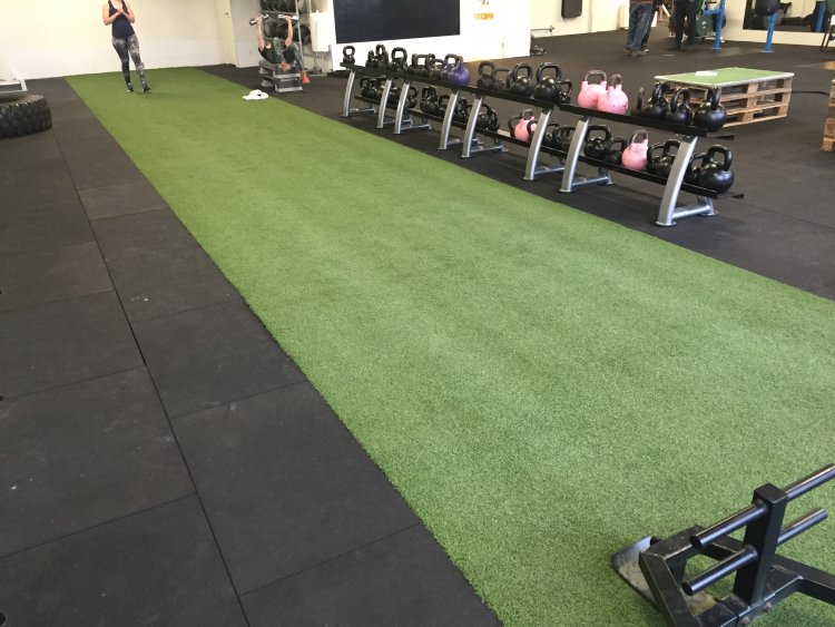 fitnessdk_sats_holstebro_gym_free_weight_area_functional_training_rubber_flooring_crossfit_rubber_tiles_fitness_floor_img_5787.jpg?ts=1777013039