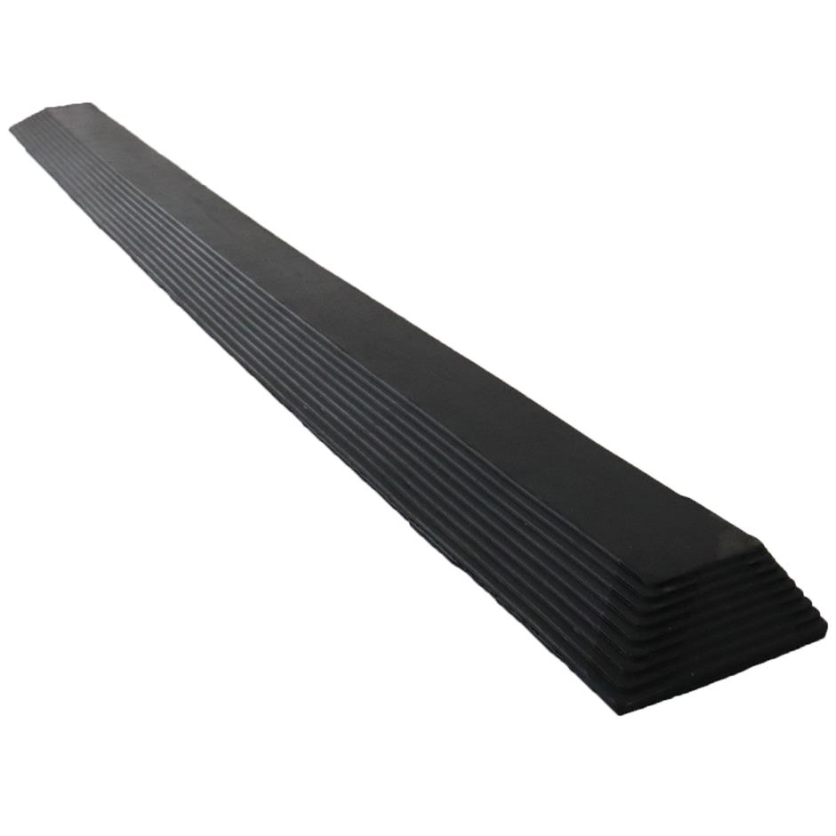 Skrå kantliste for Interlock gummimåtte, NR/SBR-gummi, Female Venstre