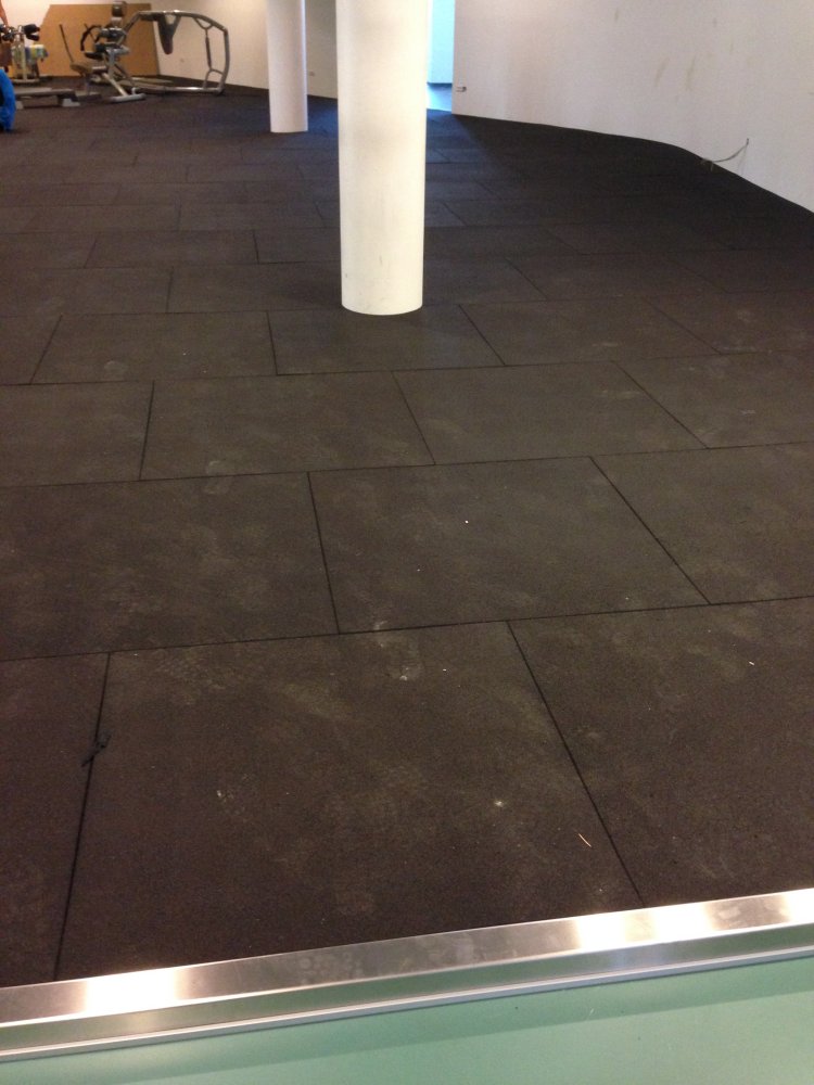 fkitnessdk_sats_birkeroed_crossfit_gym_rubber_flooring_fuctional_training_rubber_tiles_flooring_img_1425.jpg?ts=1777013040
